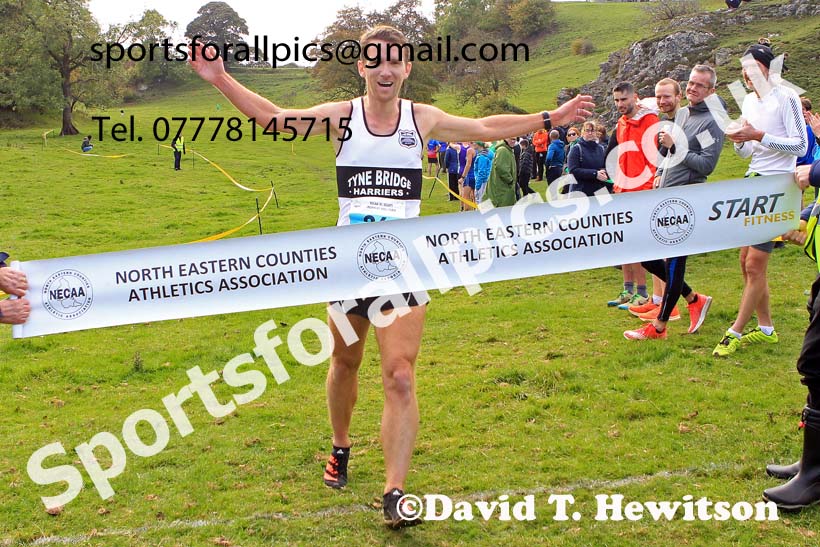 Mens Masters and Mens Under-20s, 2022 NECAA Cross Country Relays, Thornley Hall Farm, Peterlee, County Durham, October 15th. Photo: David T. Hewitson/Sports for All Pics